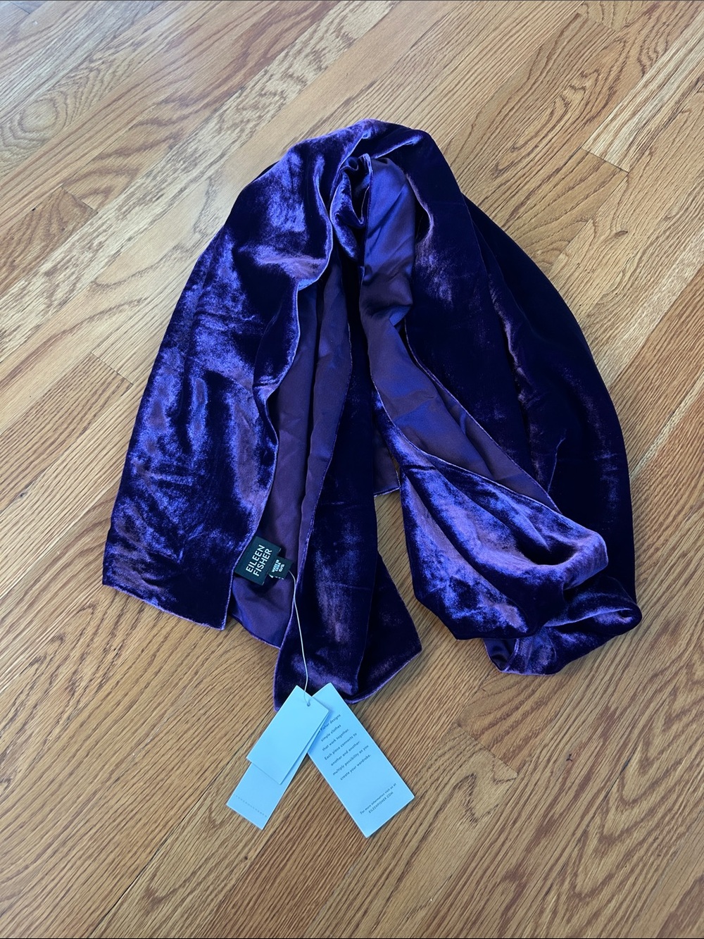 NWT Eileen Fisher scarf